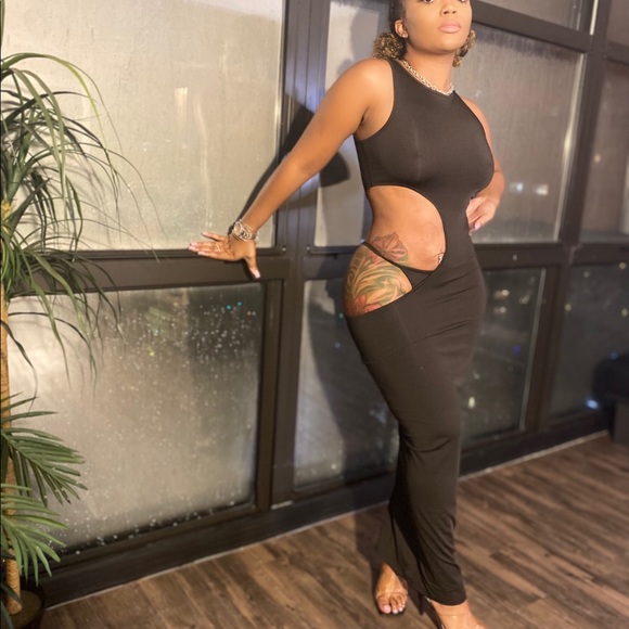 Low Rider Dress - Picture 2 of 3